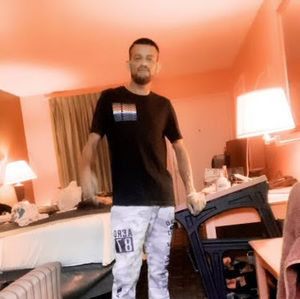 Meet your Posher, Sergio yobani